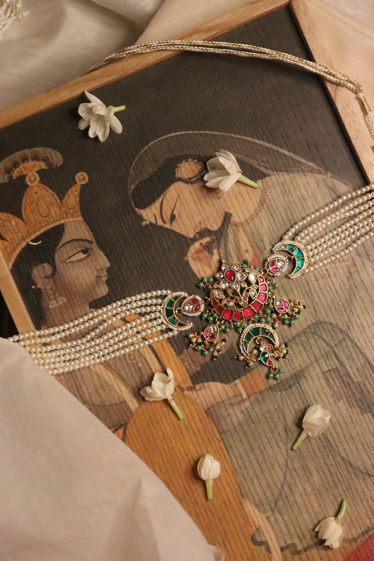 The Chaandphool Choker