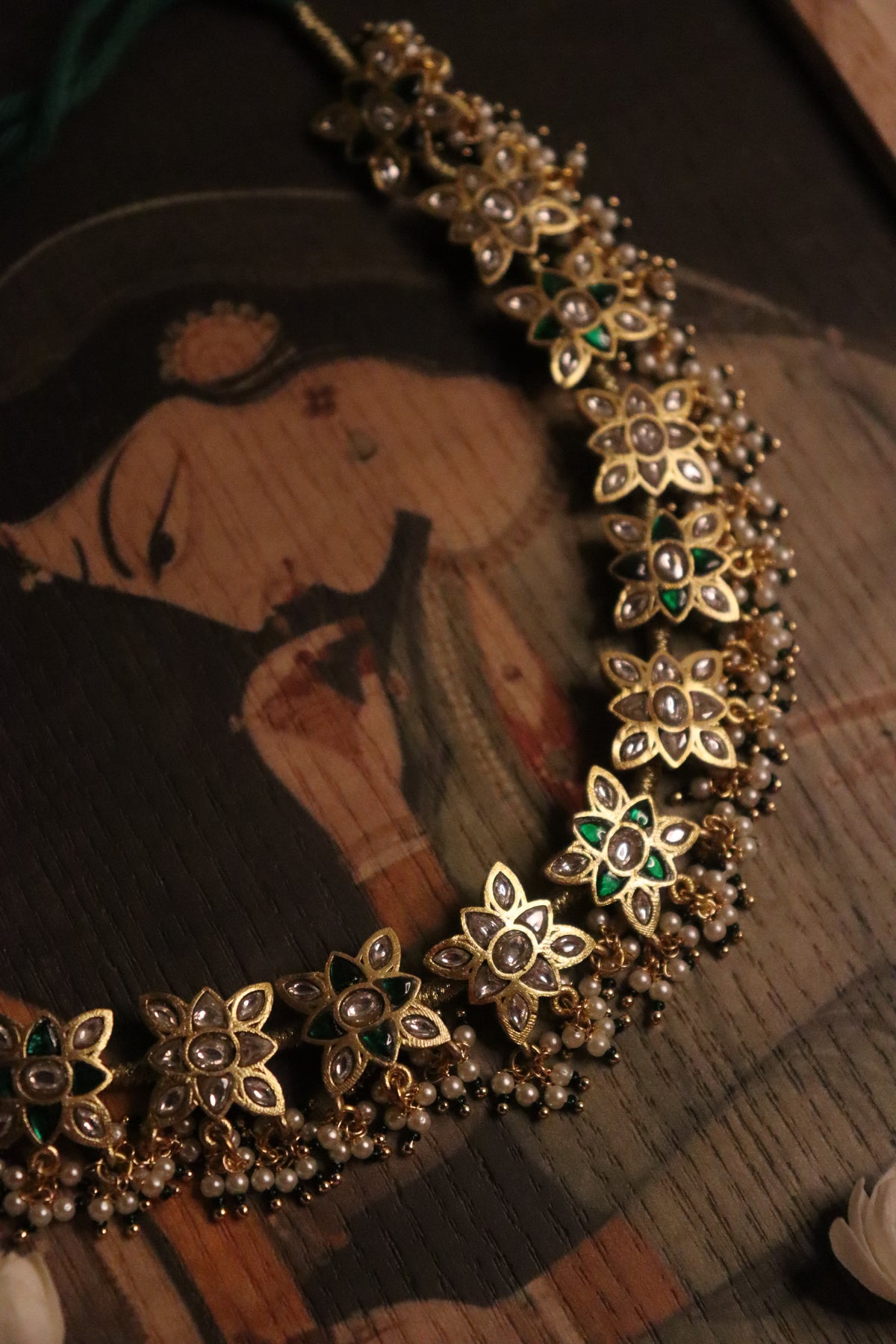 The Shabnam Choker