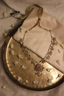 The Gulnaar Haar