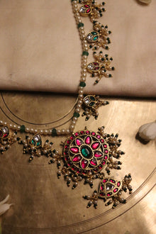 The Gulnaar Haar