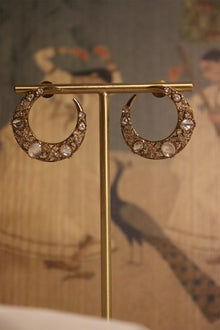 Chaand Earrings