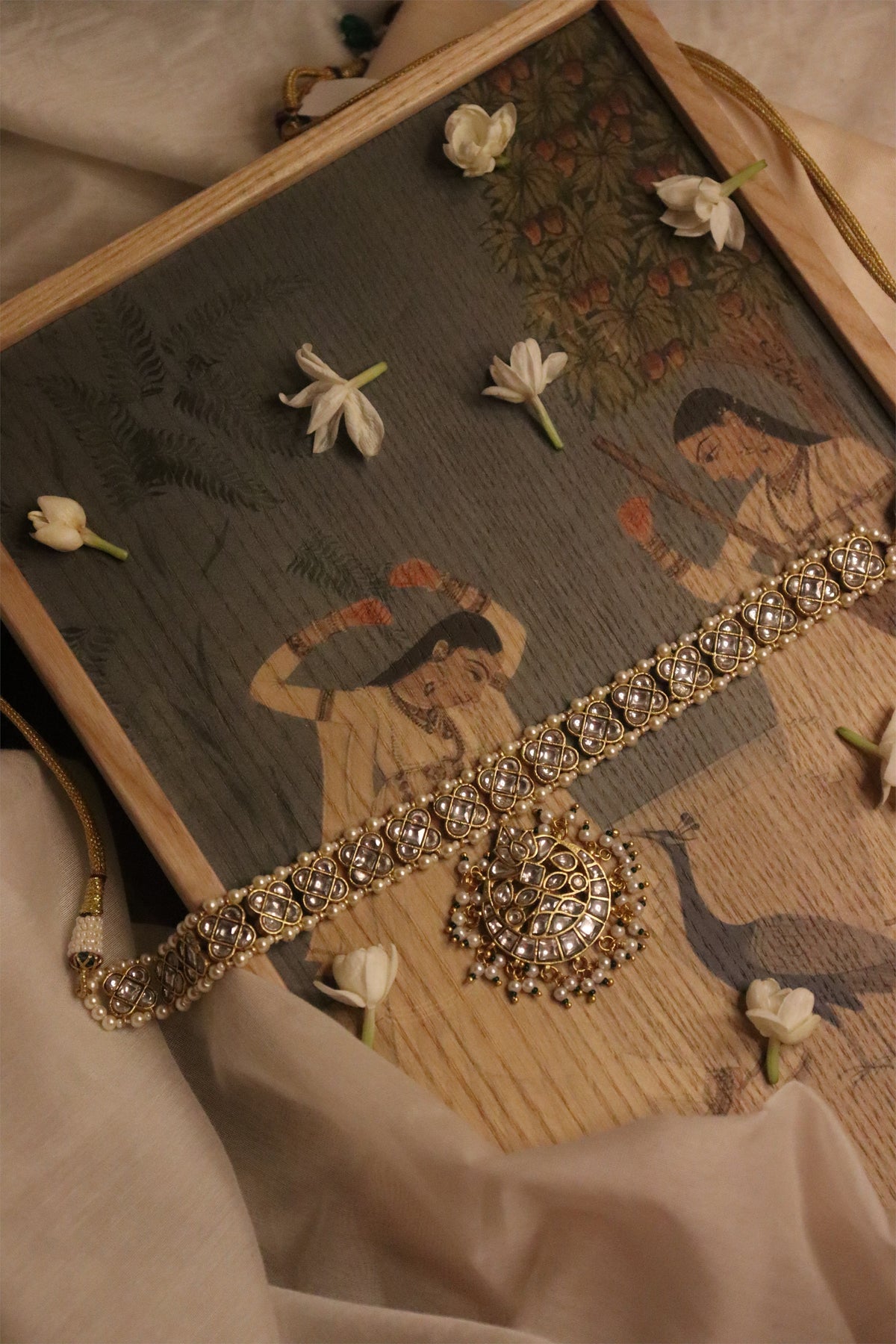 The Mah-e-Noor Choker