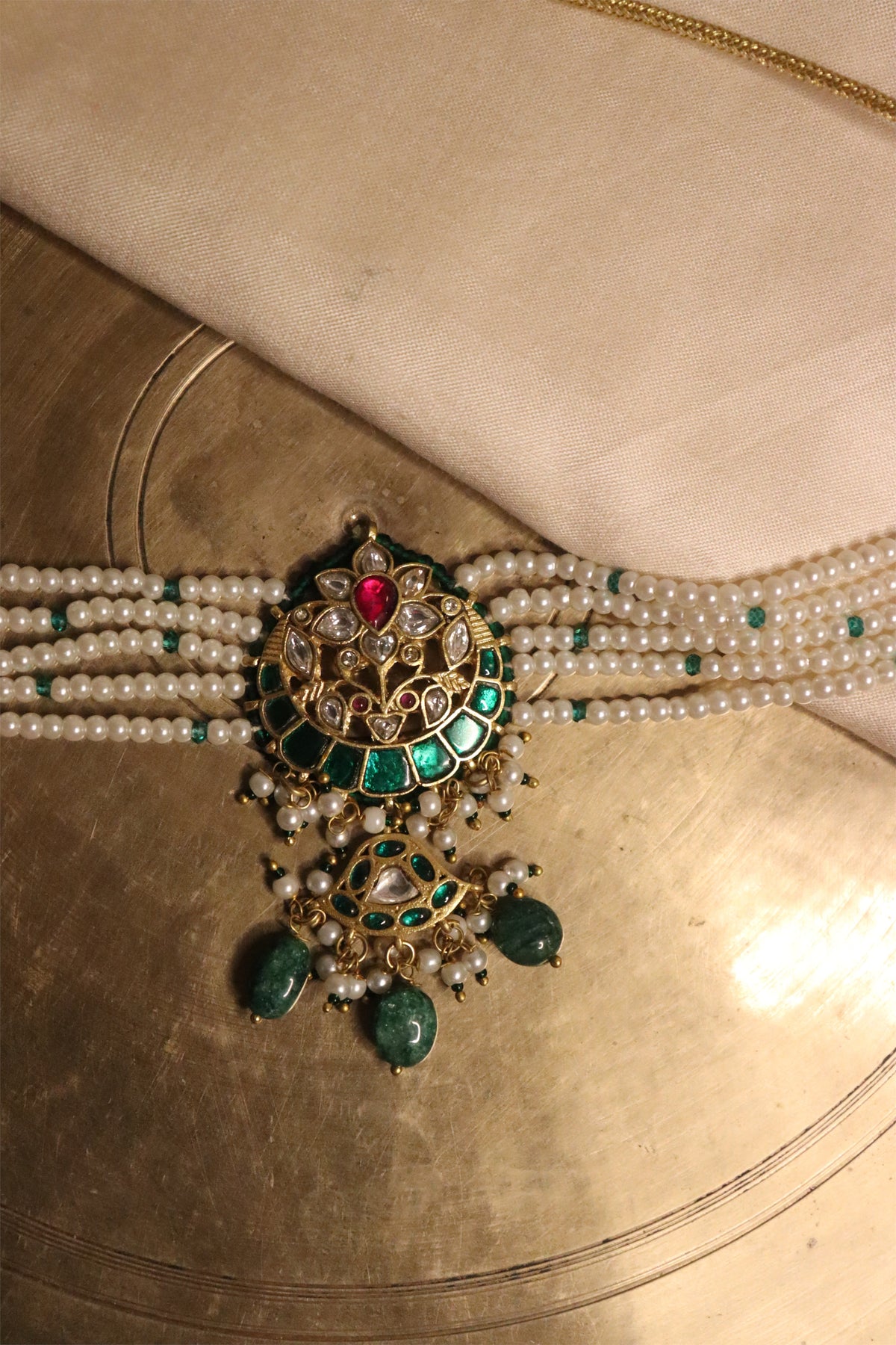 The Mor Choker