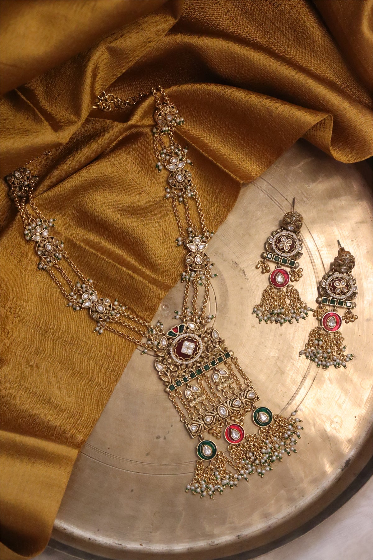 The Jharokha Necklace