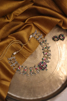 THE GANGA-JAMUNA NECKLACE